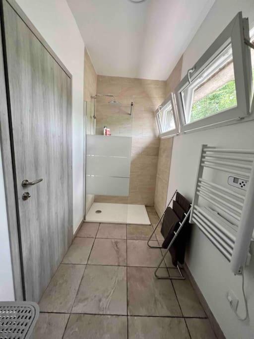Appartement Elegant Proche Rer/ Cdg / Parc Des Expos Sevran Exterior foto